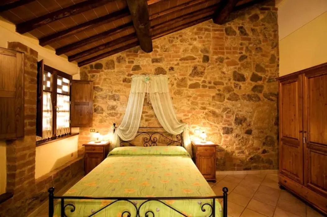 Agriturismo Belagaggio Montefollonico Exterior photo